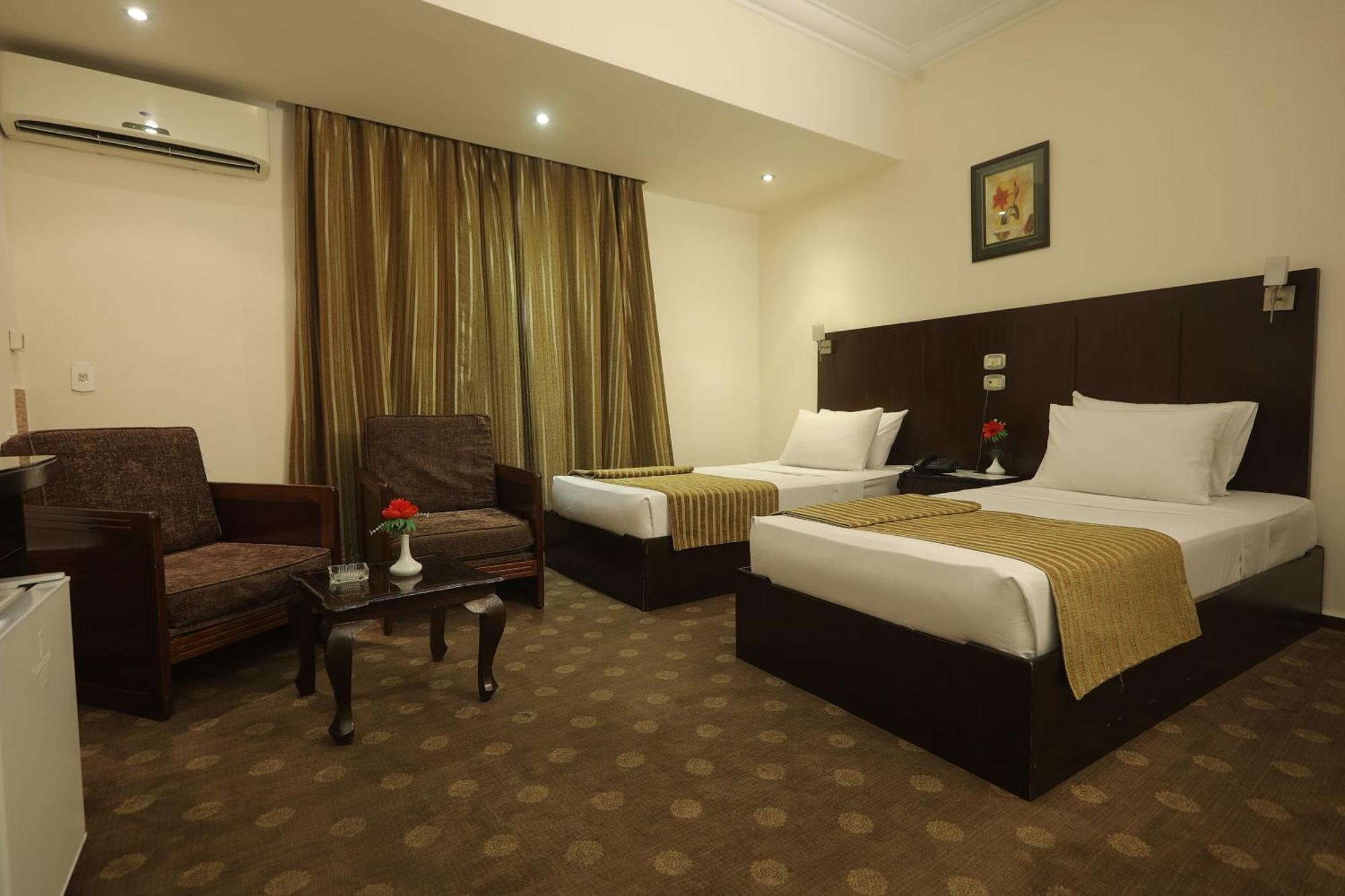 Aura Inn Hotel Cairo Giza Exterior photo