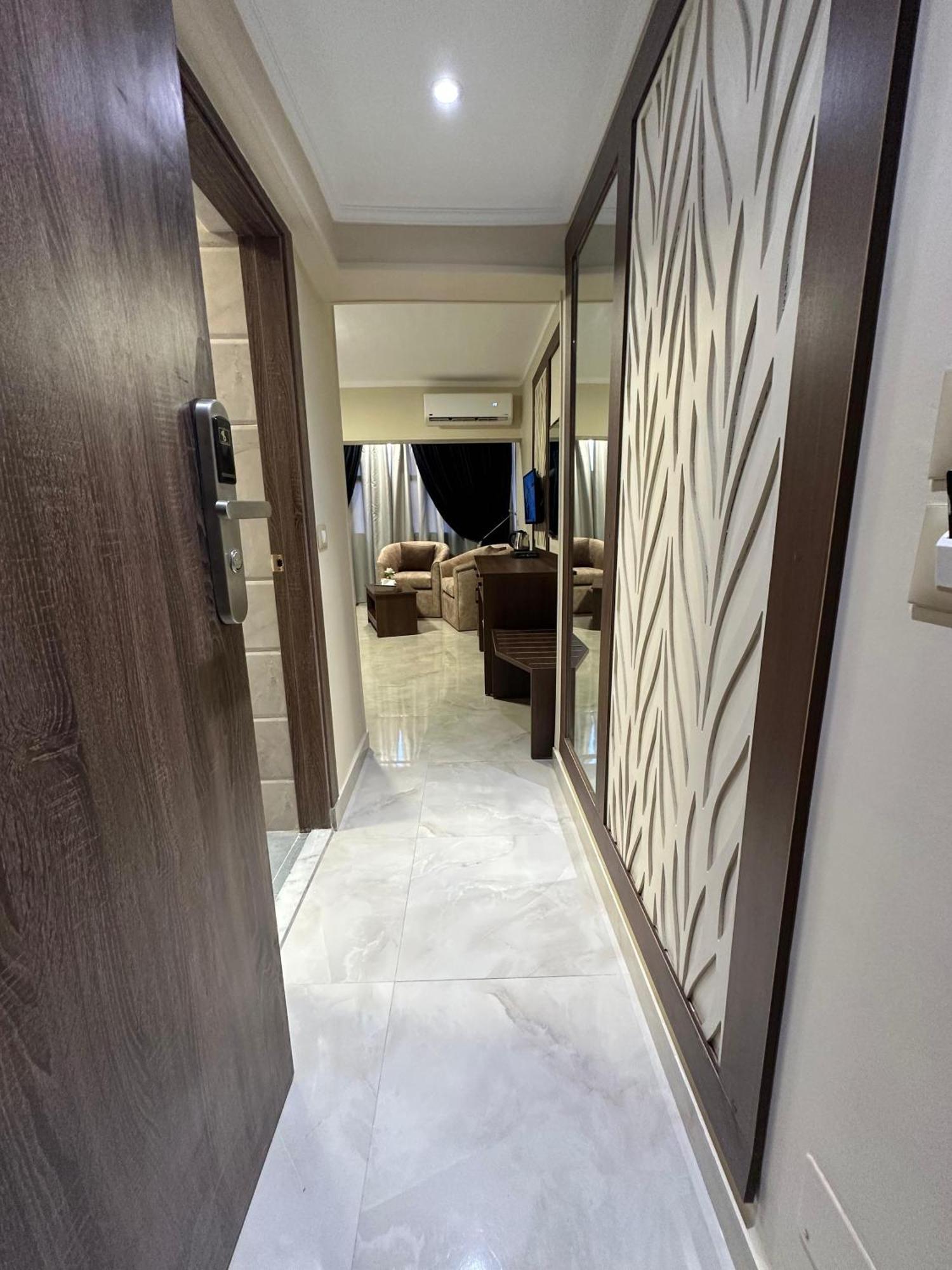 Aura Inn Hotel Cairo Giza Exterior photo