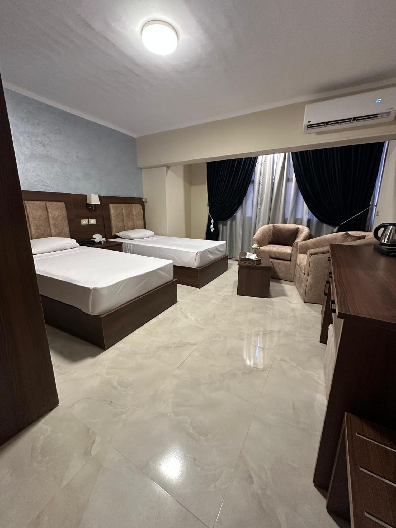 Aura Inn Hotel Cairo Giza Exterior photo
