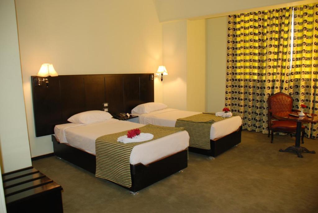Aura Inn Hotel Cairo Giza Exterior photo